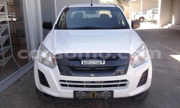 اشتري مستعمل Isuzu KB White سيارة في Butha Buthe في Butha-Buthe اشتري مستعمل Isuzu KB White سيارة في Butha Buthe في Butha-Buthe