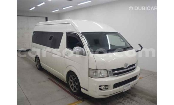 Acheter Import Voiture Toyota Hiace Blanc à Import - Dubai, Maseru Acheter Import Voiture Toyota Hiace Blanc à Import - Dubai, Maseru