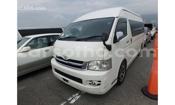 Acheter Import Voiture Toyota Hiace Blanc à Import - Dubai, Maseru Acheter Import Voiture Toyota Hiace Blanc à Import - Dubai, Maseru