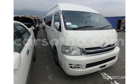 Acheter Import Voiture Toyota Hiace Blanc à Import - Dubai, Maseru Acheter Import Voiture Toyota Hiace Blanc à Import - Dubai, Maseru