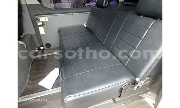 Acheter Import Voiture Toyota Hiace Blanc à Import - Dubai, Maseru Acheter Import Voiture Toyota Hiace Blanc à Import - Dubai, Maseru