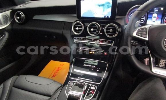 Sayi Na hannu Mercedes-Benz C-klasse AMG Black Mota in Roma a Maseru Sayi Na hannu Mercedes-Benz C-klasse AMG Black Mota in Roma a Maseru