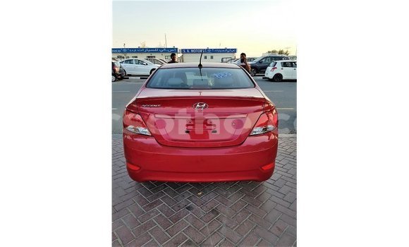Sayi Imported Hyundai Accent Red Mota in Import - Dubai a Maseru Sayi Imported Hyundai Accent Red Mota in Import - Dubai a Maseru