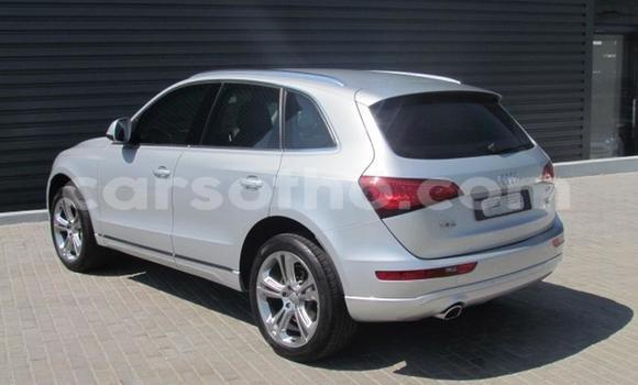 اشتري مستعمل Audi Q5 Silver سيارة في Butha Buthe في Butha-Buthe اشتري مستعمل Audi Q5 Silver سيارة في Butha Buthe في Butha-Buthe
