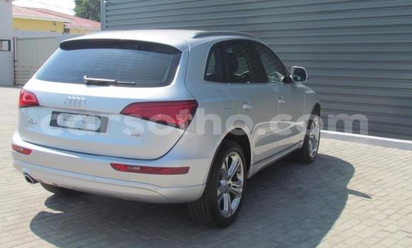 اشتري مستعمل Audi Q5 Silver سيارة في Butha Buthe في Butha-Buthe اشتري مستعمل Audi Q5 Silver سيارة في Butha Buthe في Butha-Buthe