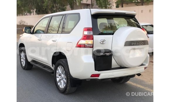 Sayi Imported Toyota Prado White Mota in Import - Dubai a Maseru Sayi Imported Toyota Prado White Mota in Import - Dubai a Maseru