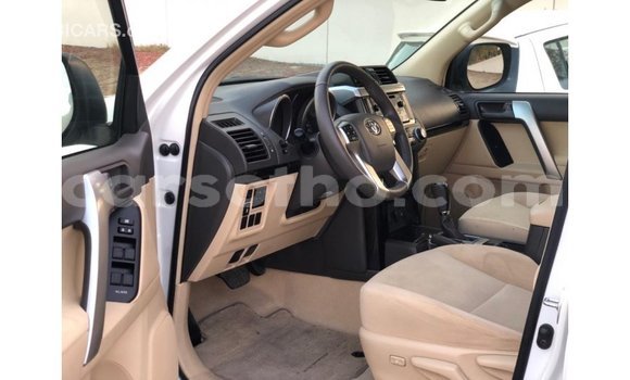 Sayi Imported Toyota Prado White Mota in Import - Dubai a Maseru Sayi Imported Toyota Prado White Mota in Import - Dubai a Maseru