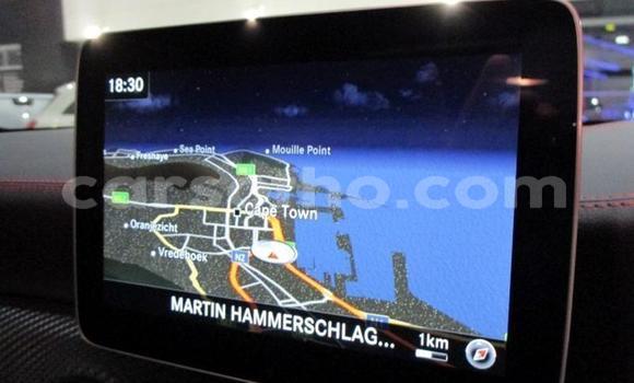 Sayi Na hannu Mercedes-Benz A-klasse AMG White Mota in Roma a Maseru Sayi Na hannu Mercedes-Benz A-klasse AMG White Mota in Roma a Maseru