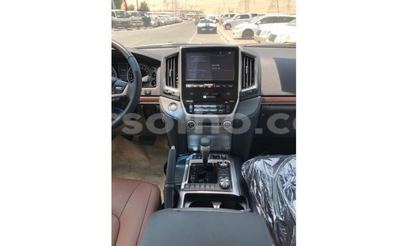 اشتري Imported Toyota Land Cruiser Black سيارة في Import - Dubai في Maseru اشتري Imported Toyota Land Cruiser Black سيارة في Import - Dubai في Maseru