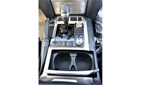 اشتري Imported Toyota Land Cruiser Other سيارة في Import - Dubai في Maseru اشتري Imported Toyota Land Cruiser Other سيارة في Import - Dubai في Maseru