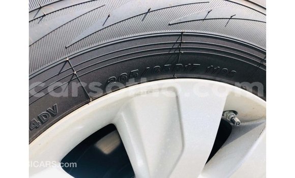 اشتري Imported Toyota Hilux White سيارة في Import - Dubai في Maseru اشتري Imported Toyota Hilux White سيارة في Import - Dubai في Maseru