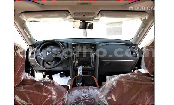 Acheter Import Voiture Nissan Patrol Noir à Import - Dubai, Maseru Acheter Import Voiture Nissan Patrol Noir à Import - Dubai, Maseru