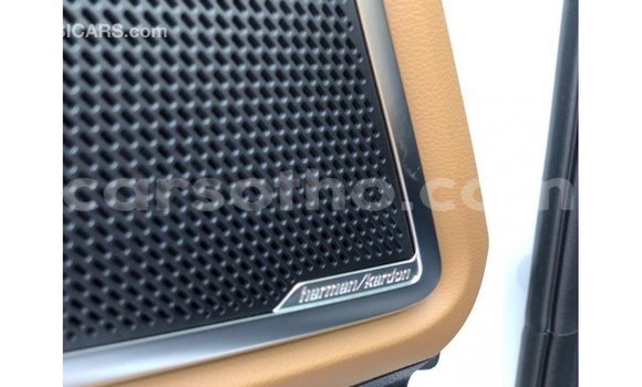 اشتري Imported Kia Carens White سيارة في Import - Dubai في Maseru اشتري Imported Kia Carens White سيارة في Import - Dubai في Maseru