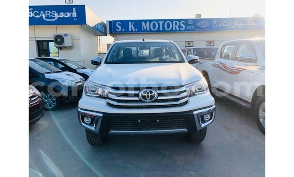 Acheter Import Voiture Toyota Hilux Blanc à Import - Dubai, Maseru Acheter Import Voiture Toyota Hilux Blanc à Import - Dubai, Maseru