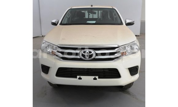 Acheter Import Voiture Toyota Hilux Blanc à Import - Dubai, Maseru Acheter Import Voiture Toyota Hilux Blanc à Import - Dubai, Maseru