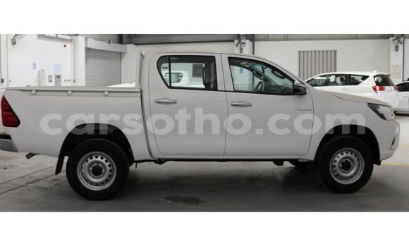 Acheter Import Voiture Toyota Hilux Blanc à Import - Dubai, Maseru Acheter Import Voiture Toyota Hilux Blanc à Import - Dubai, Maseru