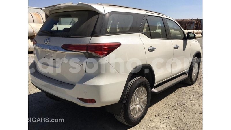 Big with watermark toyota fortuner maseru import dubai 19058