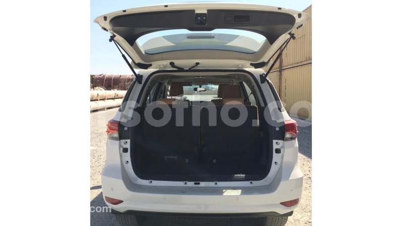 Big with watermark toyota fortuner maseru import dubai 19058