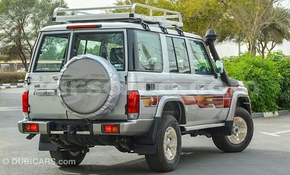 اشتري Imported Toyota Land Cruiser Other سيارة في Import - Dubai في Maseru اشتري Imported Toyota Land Cruiser Other سيارة في Import - Dubai في Maseru