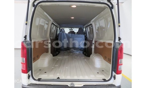 اشتري Imported Toyota Hiace White سيارة في Import - Dubai في Maseru اشتري Imported Toyota Hiace White سيارة في Import - Dubai في Maseru