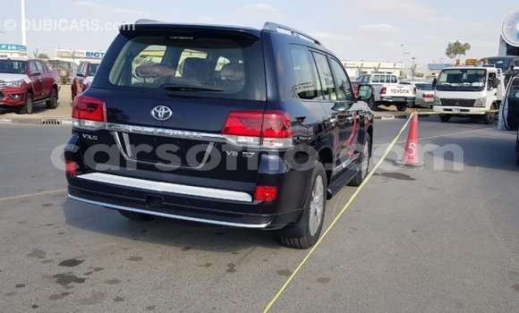 اشتري Imported Toyota Land Cruiser Black سيارة في Import - Dubai في Maseru اشتري Imported Toyota Land Cruiser Black سيارة في Import - Dubai في Maseru
