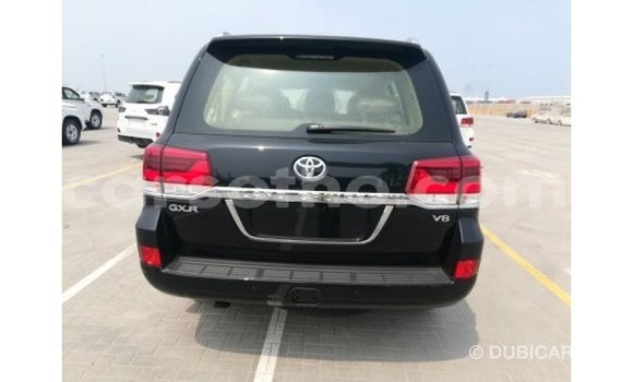 اشتري Imported Toyota Land Cruiser Black سيارة في Import - Dubai في Maseru اشتري Imported Toyota Land Cruiser Black سيارة في Import - Dubai في Maseru