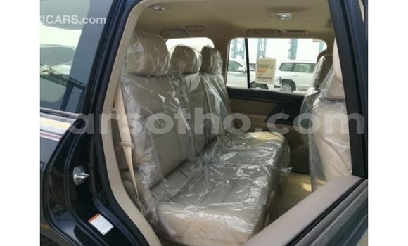 اشتري Imported Toyota Land Cruiser Black سيارة في Import - Dubai في Maseru اشتري Imported Toyota Land Cruiser Black سيارة في Import - Dubai في Maseru