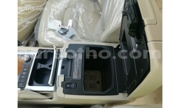 اشتري Imported Toyota Land Cruiser Black سيارة في Import - Dubai في Maseru اشتري Imported Toyota Land Cruiser Black سيارة في Import - Dubai في Maseru