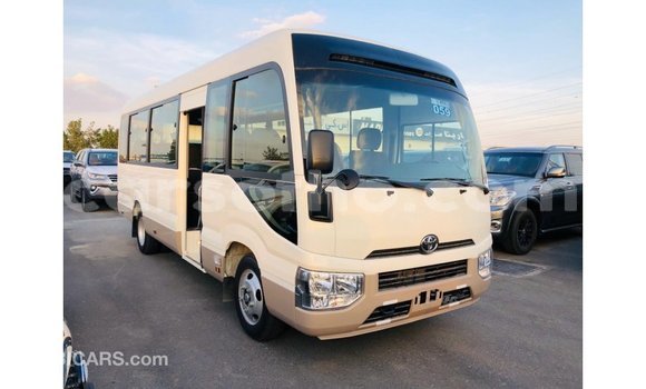 Acheter Import Voiture Toyota Coaster Blanc à Import - Dubai, Maseru Acheter Import Voiture Toyota Coaster Blanc à Import - Dubai, Maseru