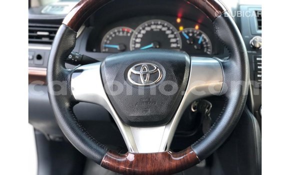 Sayi Imported Toyota Camry White Mota in Import - Dubai a Maseru Sayi Imported Toyota Camry White Mota in Import - Dubai a Maseru