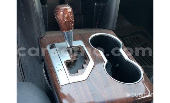 Sayi Imported Toyota Camry White Mota in Import - Dubai a Maseru Sayi Imported Toyota Camry White Mota in Import - Dubai a Maseru