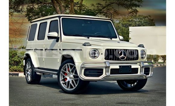 Buy Import Mercedes-Benz 190 White Car in Import - Dubai in Maseru Buy Import Mercedes-Benz 190 White Car in Import - Dubai in Maseru