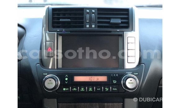 Acheter Import Voiture Toyota Prado Blanc à Import - Dubai, Maseru Acheter Import Voiture Toyota Prado Blanc à Import - Dubai, Maseru