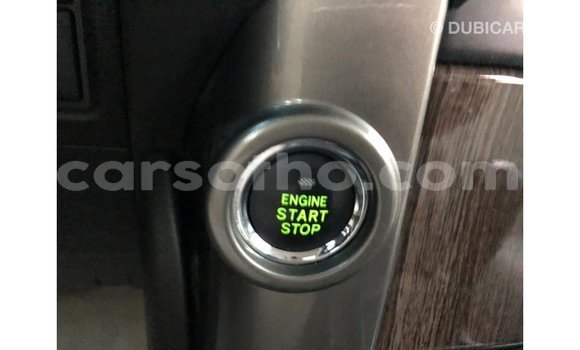 Acheter Import Voiture Toyota Prado Blanc à Import - Dubai, Maseru Acheter Import Voiture Toyota Prado Blanc à Import - Dubai, Maseru