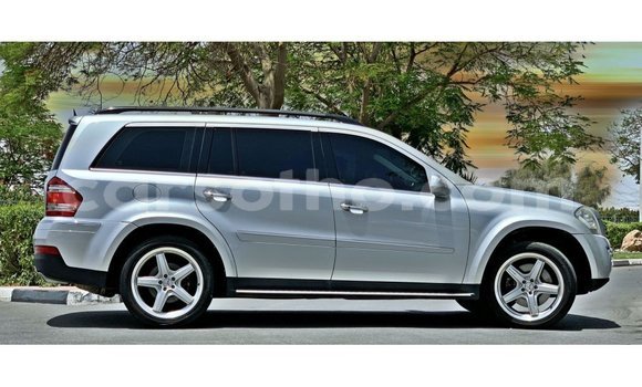 Buy Import Mercedes-Benz 190 Other Car in Import - Dubai in Maseru Buy Import Mercedes-Benz 190 Other Car in Import - Dubai in Maseru