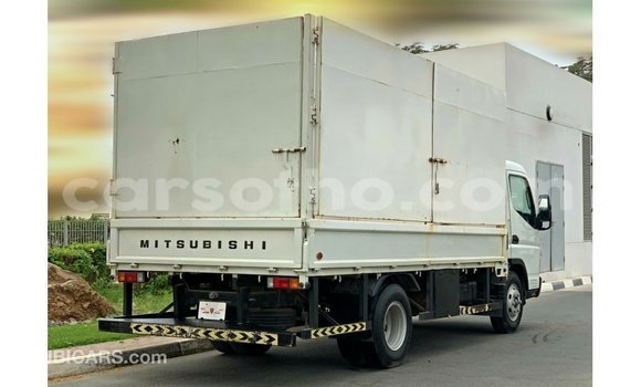 Sayi Imported Mitsubishi Carisma White Mota in Import - Dubai a Maseru Sayi Imported Mitsubishi Carisma White Mota in Import - Dubai a Maseru