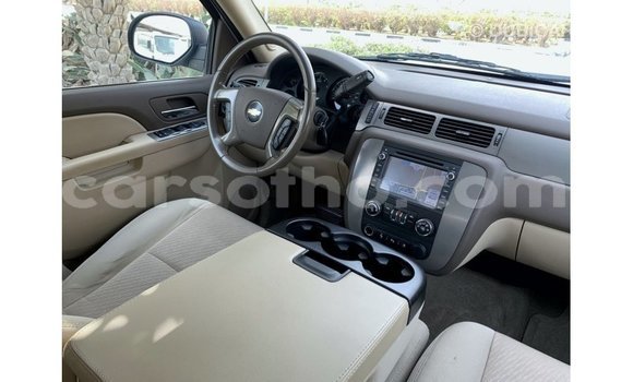 Sayi Imported Chevrolet Tahoe White Mota in Import - Dubai a Maseru Sayi Imported Chevrolet Tahoe White Mota in Import - Dubai a Maseru