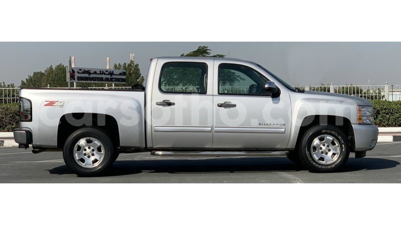 Big with watermark chevrolet silverado maseru import dubai 19096