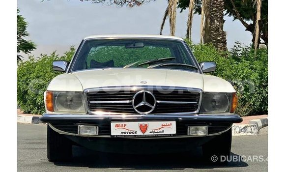 Sayi Imported Mercedes-Benz 190 White Mota in Import - Dubai a Maseru Sayi Imported Mercedes-Benz 190 White Mota in Import - Dubai a Maseru