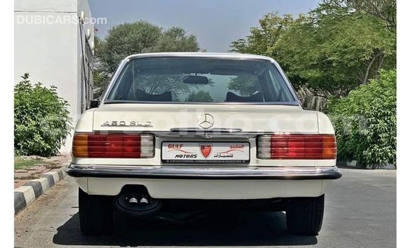 Sayi Imported Mercedes-Benz 190 White Mota in Import - Dubai a Maseru Sayi Imported Mercedes-Benz 190 White Mota in Import - Dubai a Maseru