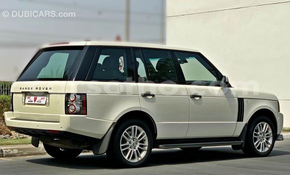 Sayi Imported Land Rover Range Rover White Mota in Import - Dubai a Maseru Sayi Imported Land Rover Range Rover White Mota in Import - Dubai a Maseru