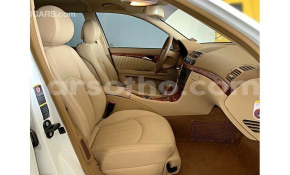 Sayi Imported Mercedes-Benz 200 White Mota in Import - Dubai a Maseru Sayi Imported Mercedes-Benz 200 White Mota in Import - Dubai a Maseru