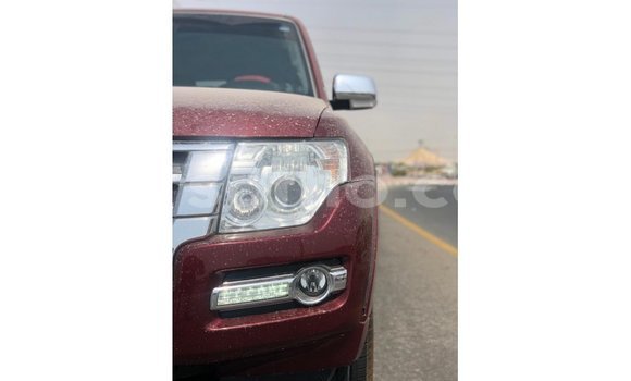 Sayi Imported Mitsubishi Pajero Red Mota in Import - Dubai a Maseru Sayi Imported Mitsubishi Pajero Red Mota in Import - Dubai a Maseru