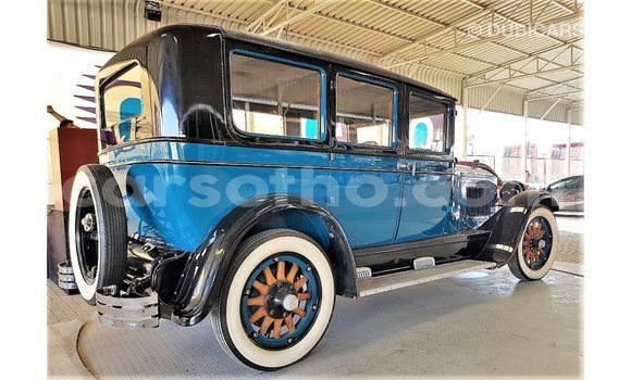 Sayi Imported Buick Electra Blue Mota in Import - Dubai a Maseru Sayi Imported Buick Electra Blue Mota in Import - Dubai a Maseru