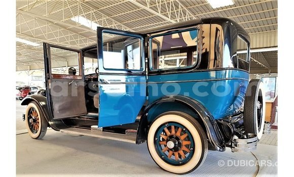 Sayi Imported Buick Electra Blue Mota in Import - Dubai a Maseru Sayi Imported Buick Electra Blue Mota in Import - Dubai a Maseru