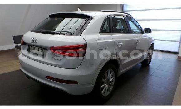 Sayi Na hannu Audi Q3 White Mota in Roma a Maseru Sayi Na hannu Audi Q3 White Mota in Roma a Maseru