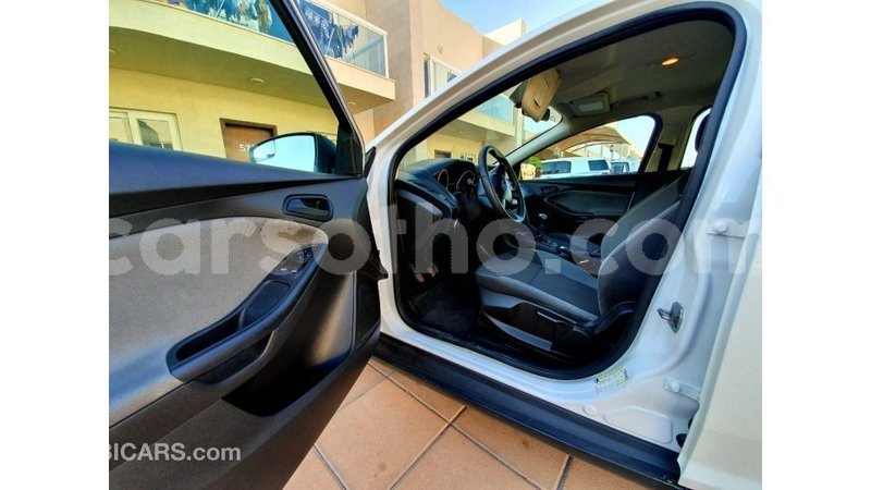 Big with watermark ford focus maseru import dubai 19115