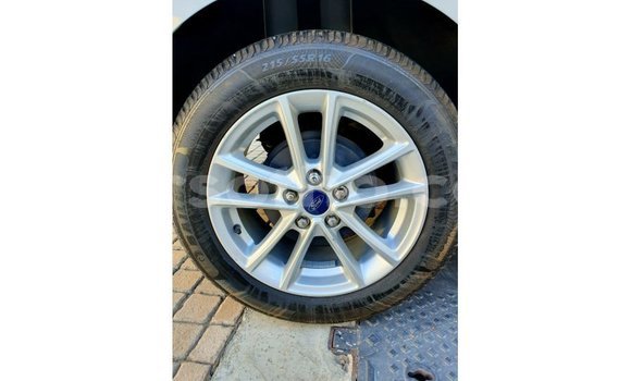 Buy Import Ford Focus White Car in Import - Dubai in Maseru Buy Import Ford Focus White Car in Import - Dubai in Maseru