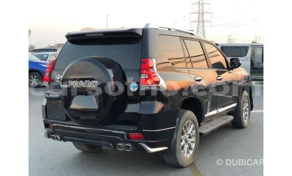 Acheter Import Voiture Toyota Prado Noir à Import - Dubai, Maseru Acheter Import Voiture Toyota Prado Noir à Import - Dubai, Maseru