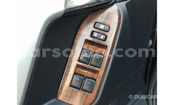 Acheter Import Voiture Toyota Prado Noir à Import - Dubai, Maseru Acheter Import Voiture Toyota Prado Noir à Import - Dubai, Maseru
